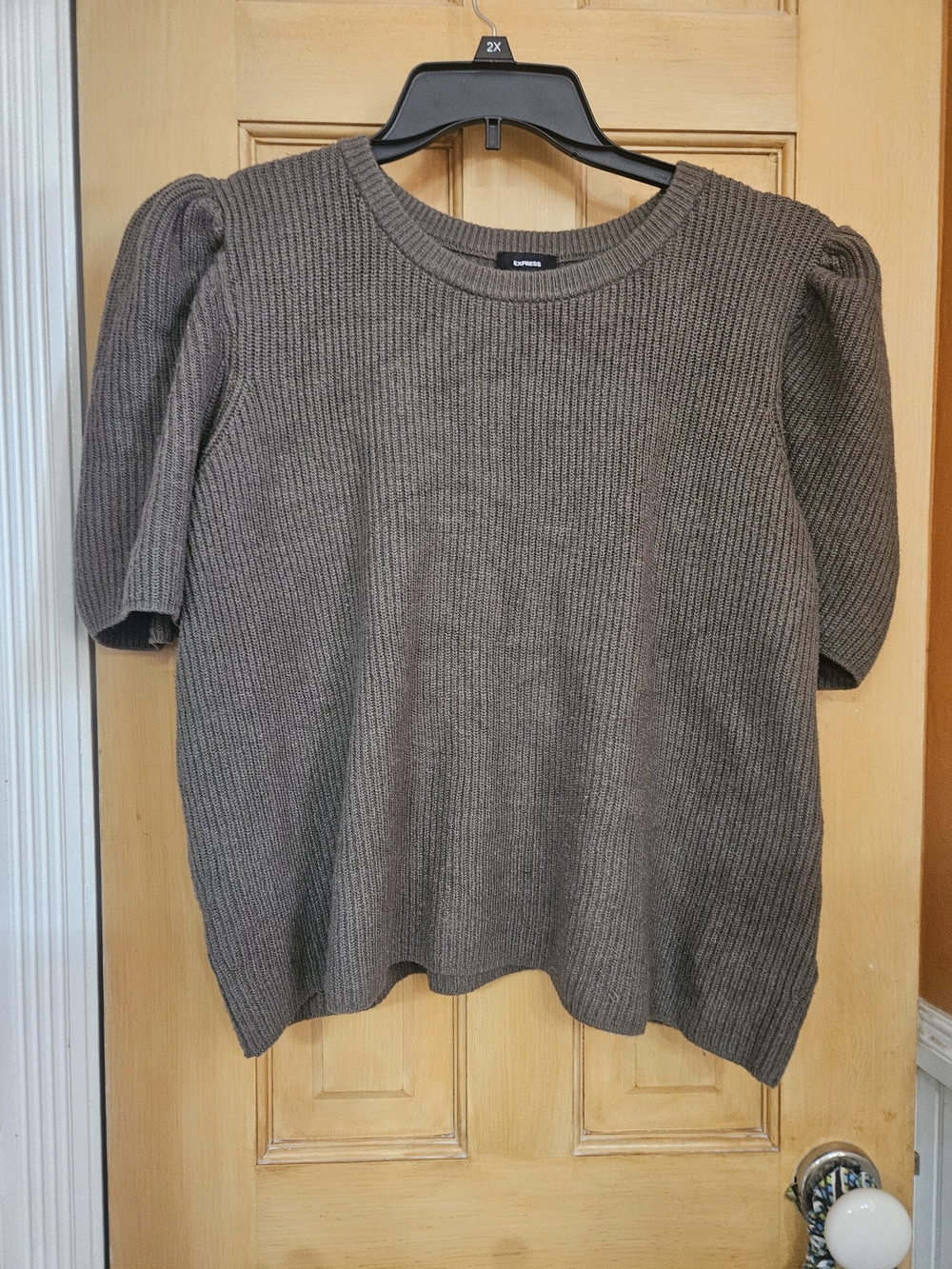Express Ribbed Puff Sleeve Crewneck Sweater - Olive